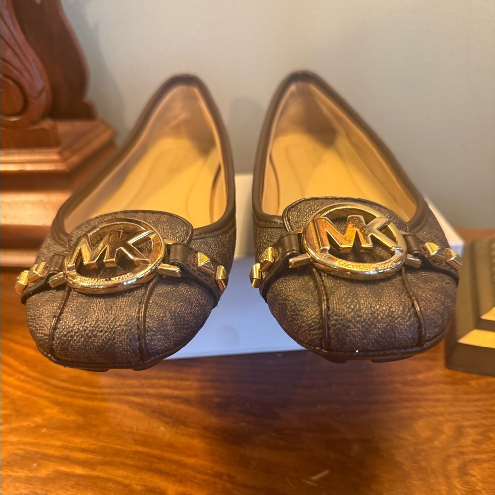 Michael Kors Brown Gold Fulton Studded Logo Moccasin Size 7 - Picture 4 of 10